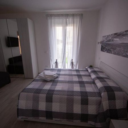 Aria Di Mare Bed and Breakfast Martinsicuro Buitenkant foto