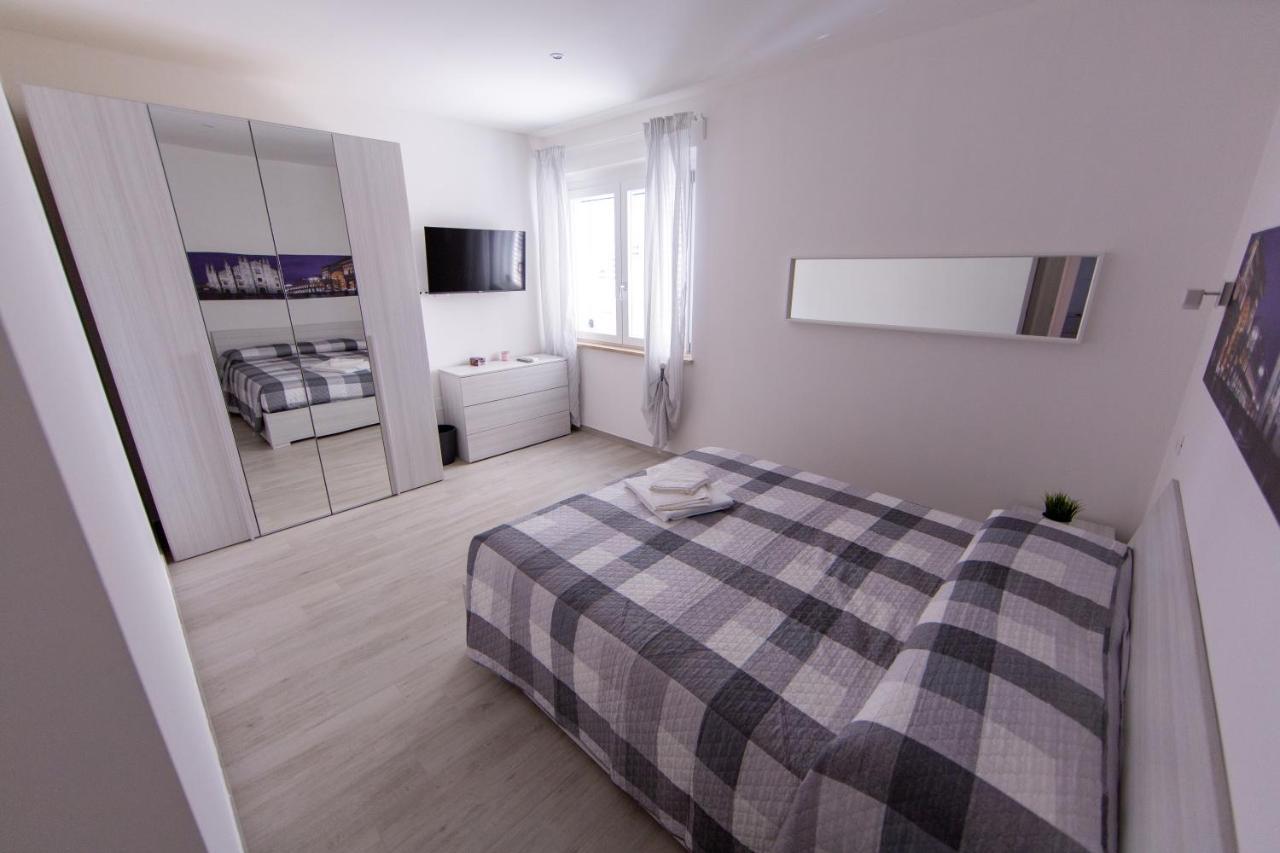 Aria Di Mare Bed and Breakfast Martinsicuro Buitenkant foto